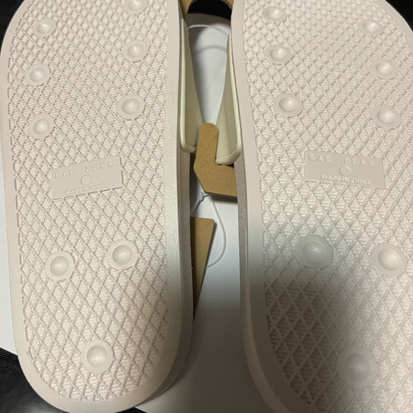 Rae Dunn sandal new - Picture 4 of 6